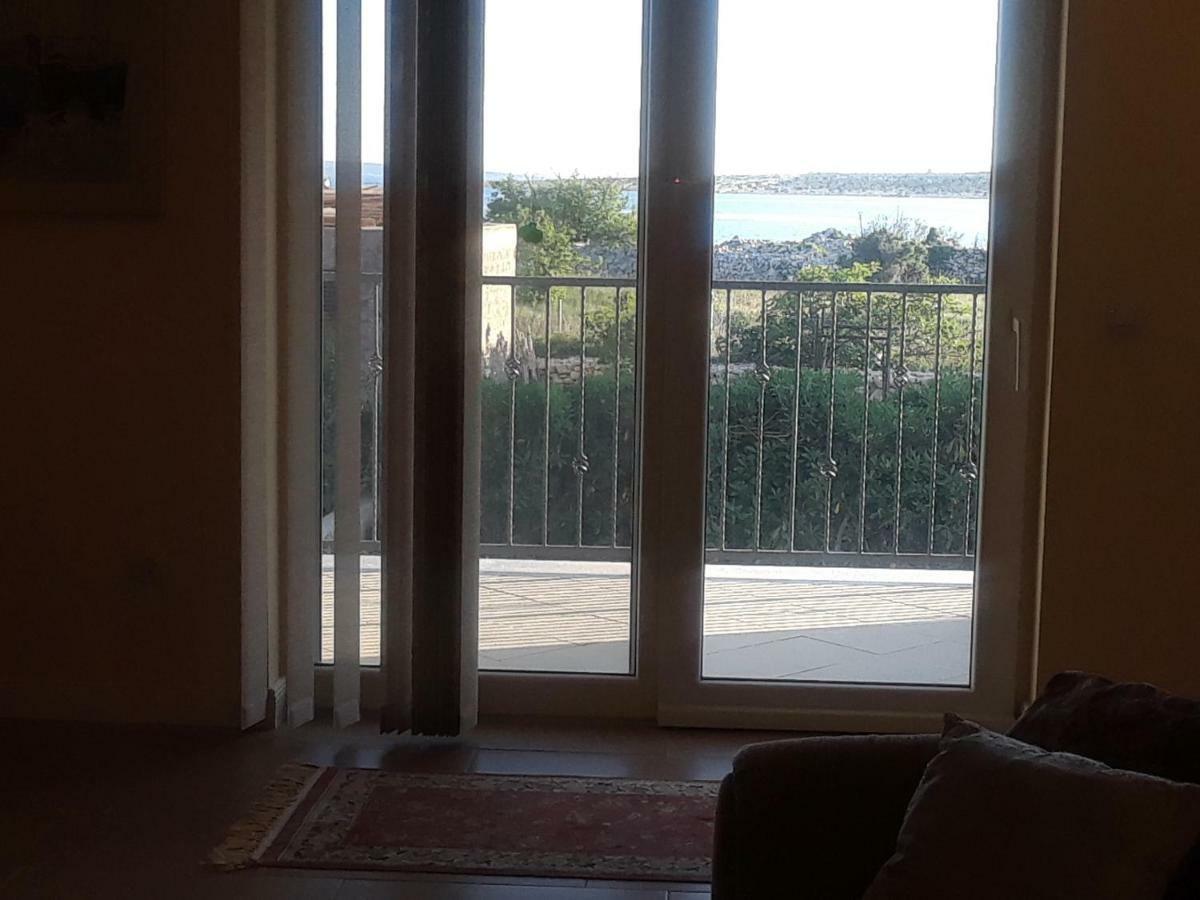 Water View Brand New Apartment, Short Stroll To Beach, Peaceful! Kosljun Exterior photo