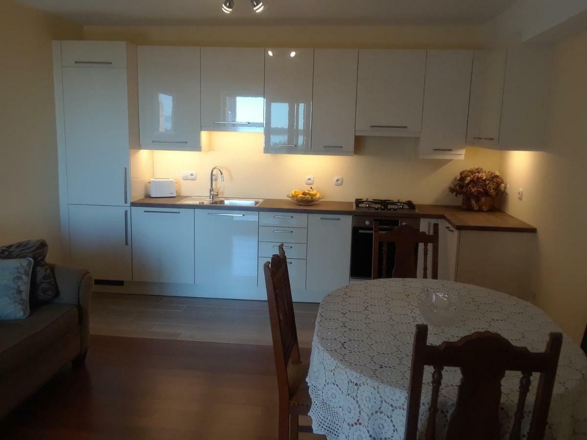 Water View Brand New Apartment, Short Stroll To Beach, Peaceful! Kosljun Exterior photo