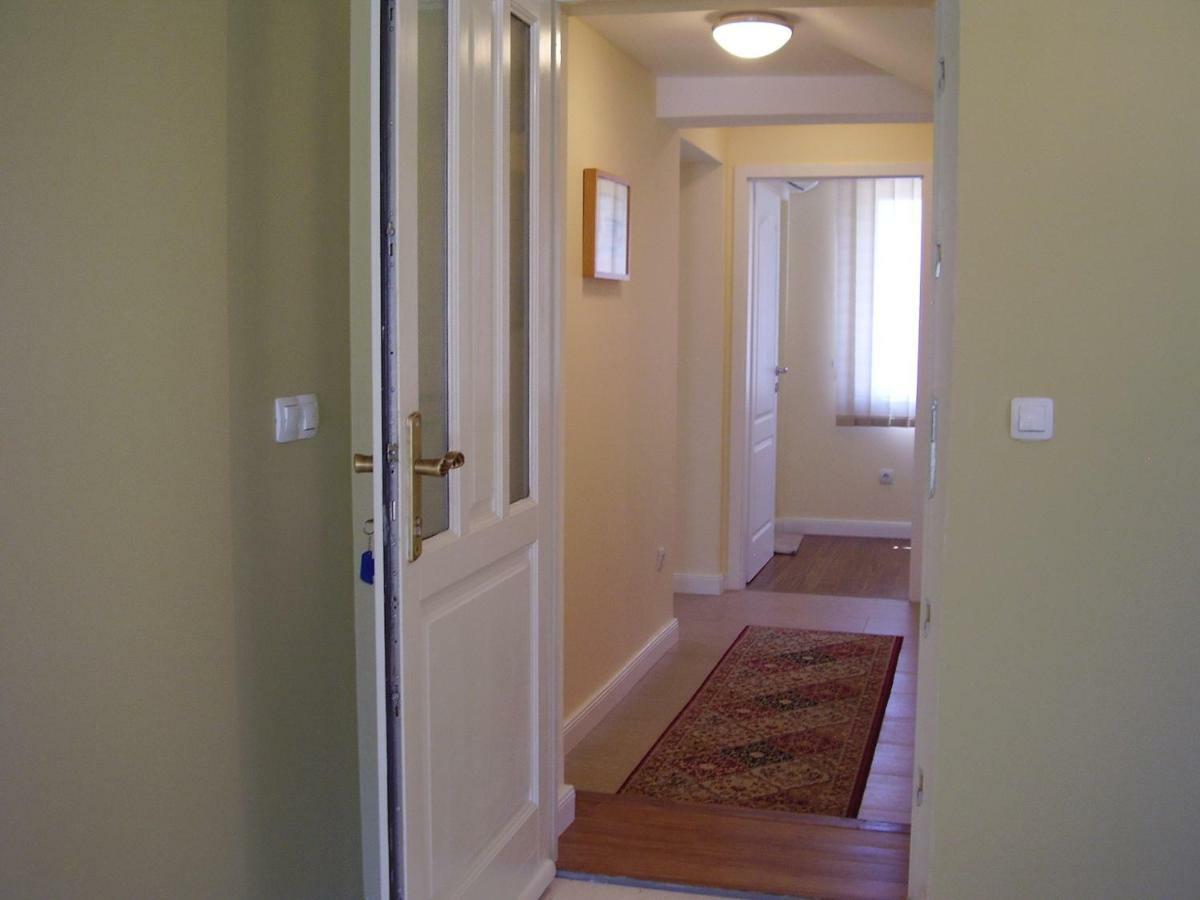 Water View Brand New Apartment, Short Stroll To Beach, Peaceful! Kosljun Exterior photo